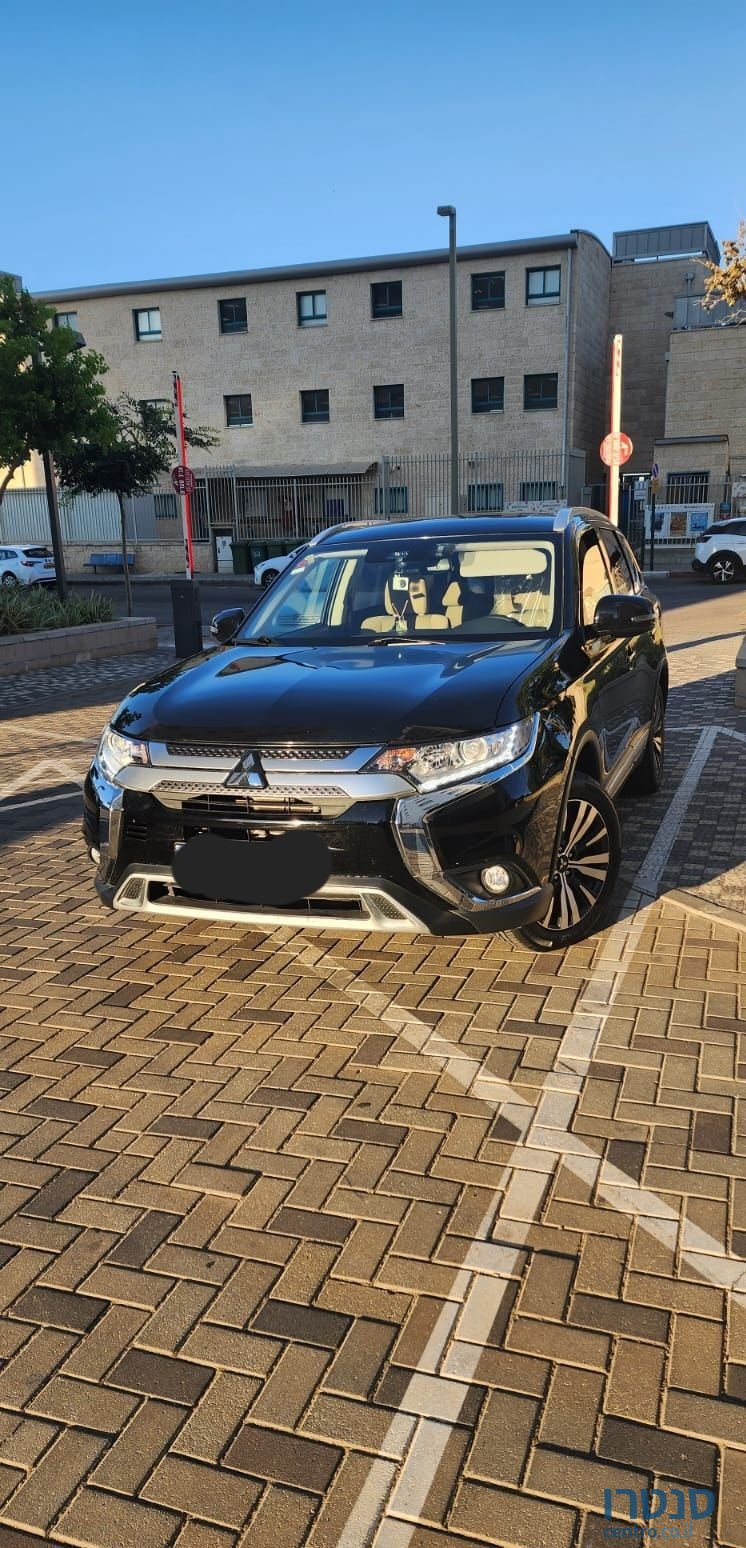 2019' Mitsubishi Outlander מיצובישי אאוטלנדר photo #1