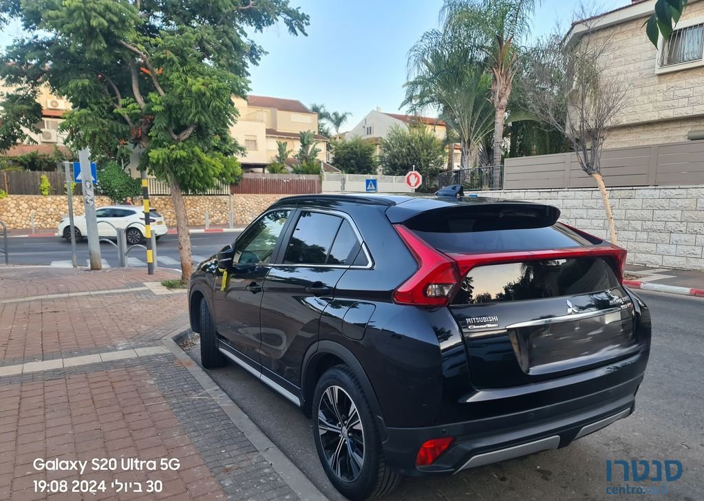 2018' Mitsubishi Eclipse Cross מיצובישי אקליפס קרוס photo #2