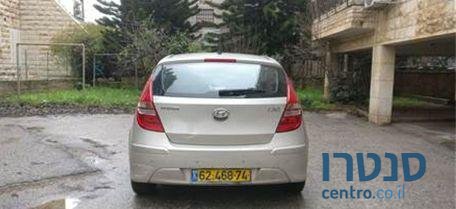 2011' Hyundai I30 i30 יונדאי photo #3