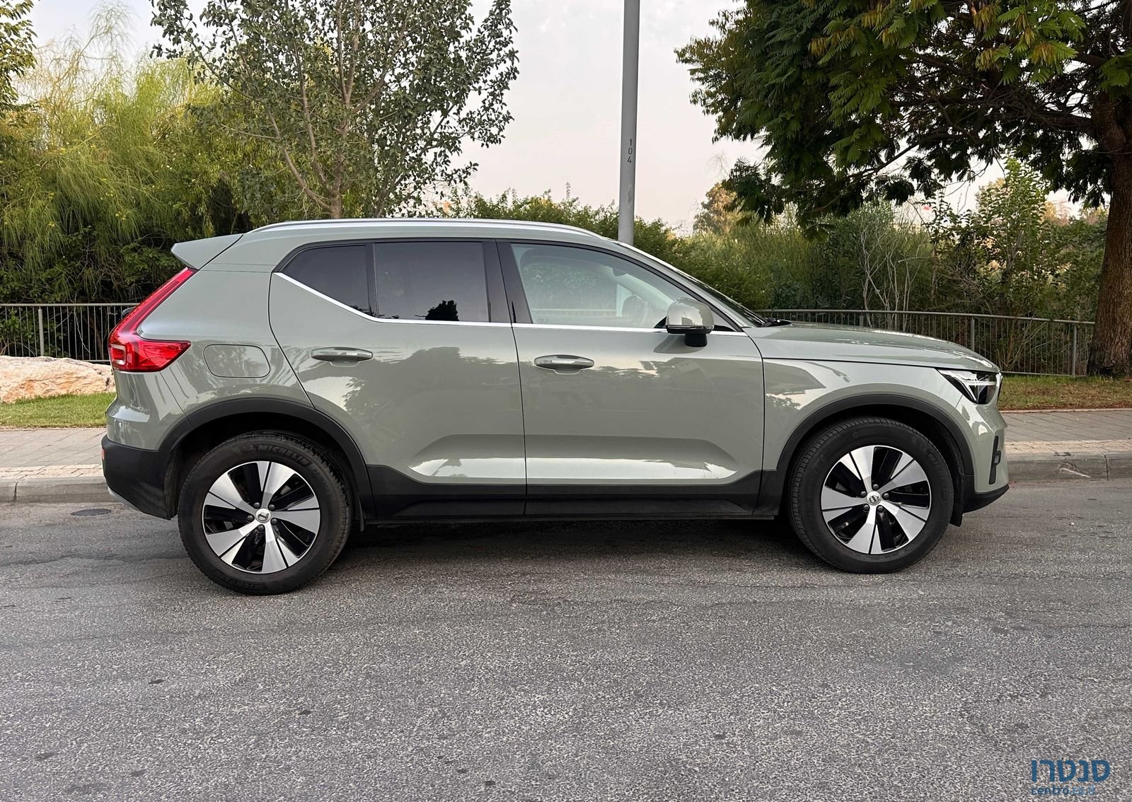 2023' Volvo XC40 וולוו photo #4