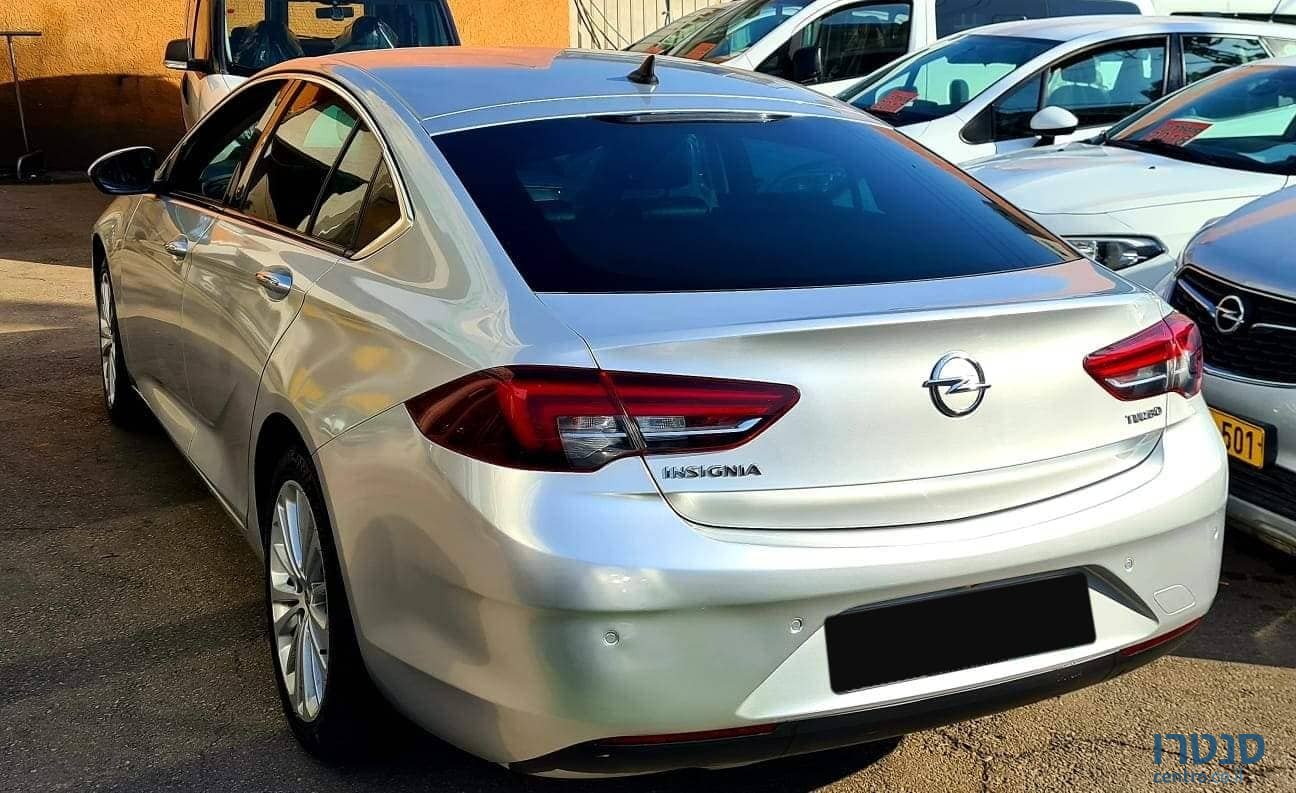 2018' Opel Insignia photo #4