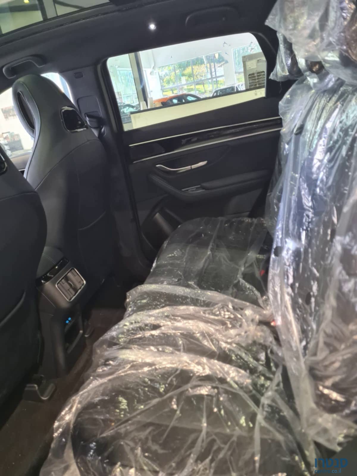 2025' BYD SEAL U photo #5