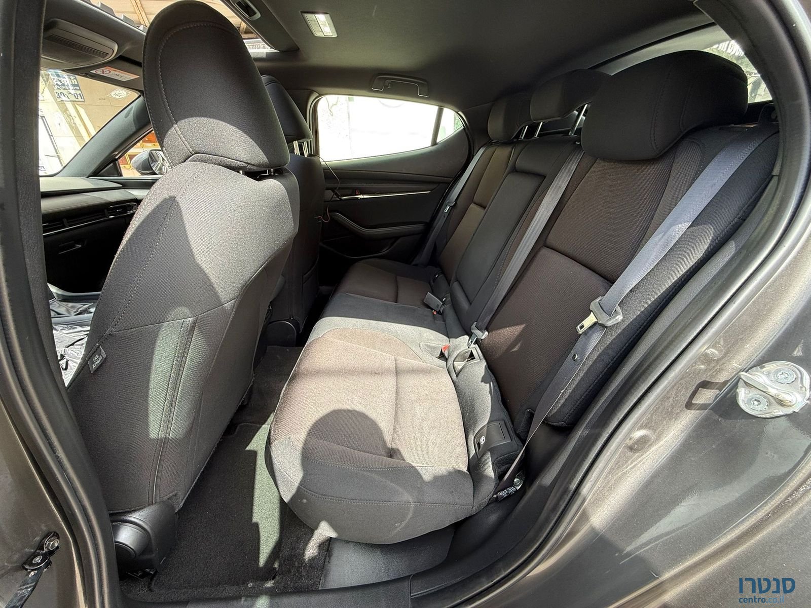 2021' Mazda 3 photo #4