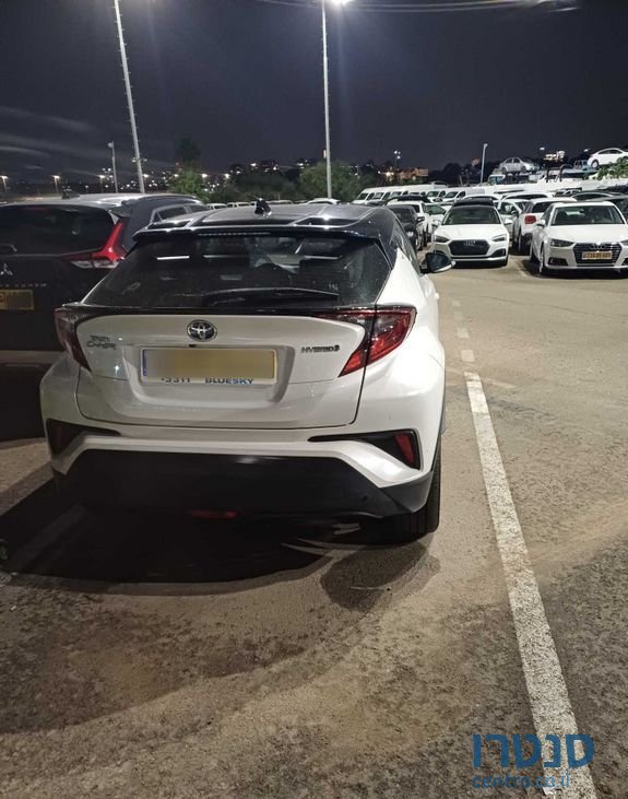 2021' Toyota C-HR טויוטה photo #4
