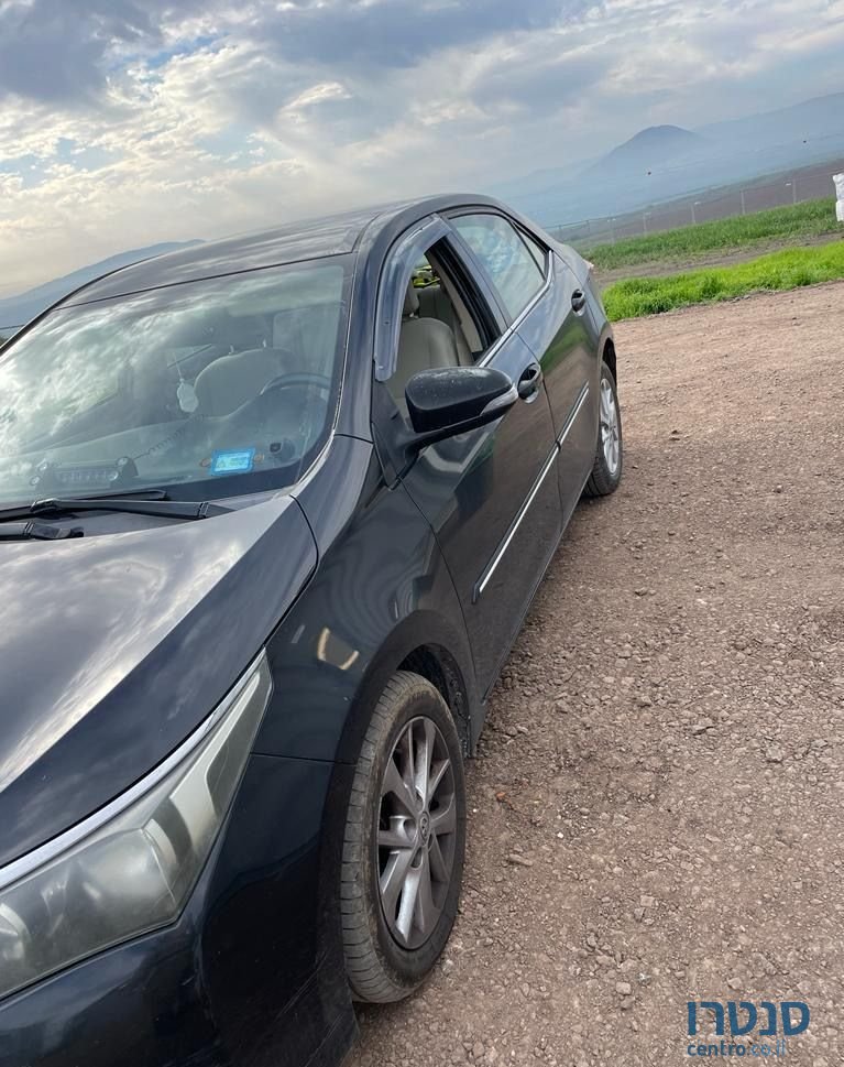 2016' Toyota Corolla טויוטה קורולה photo #3