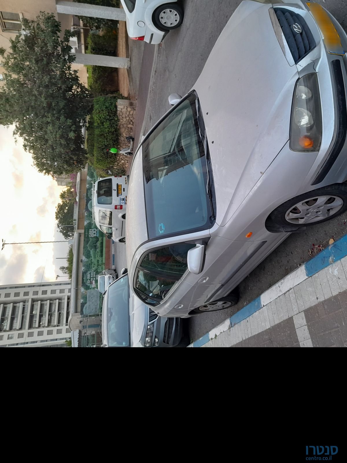 2004' Hyundai Elantra יונדאי אלנטרה photo #3