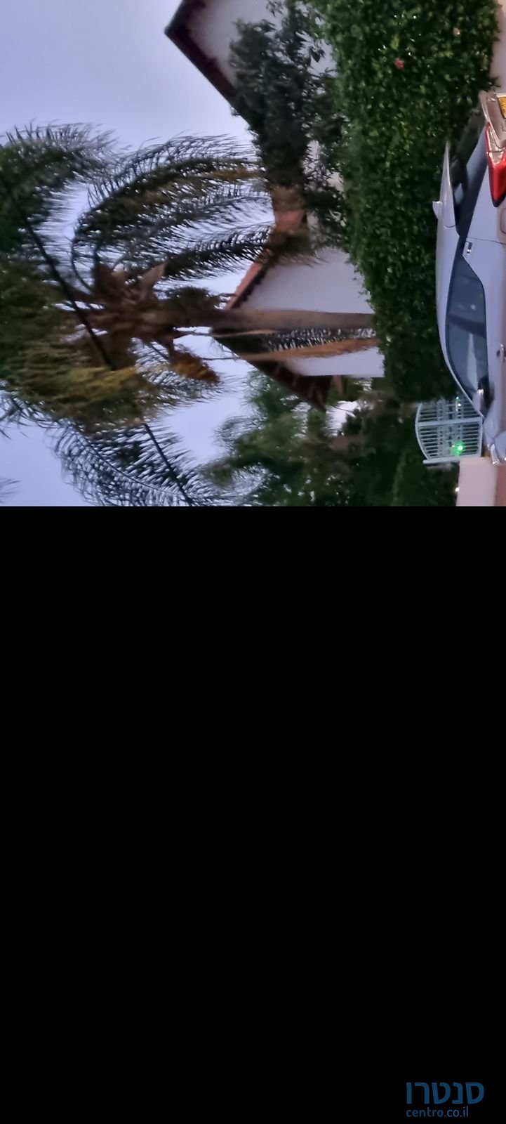 2018' Toyota C-HR טויוטה photo #2