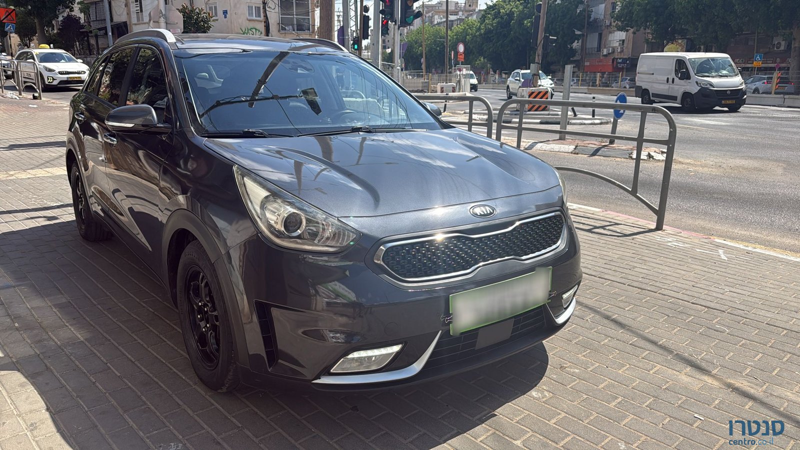 2018' Kia Niro photo #6