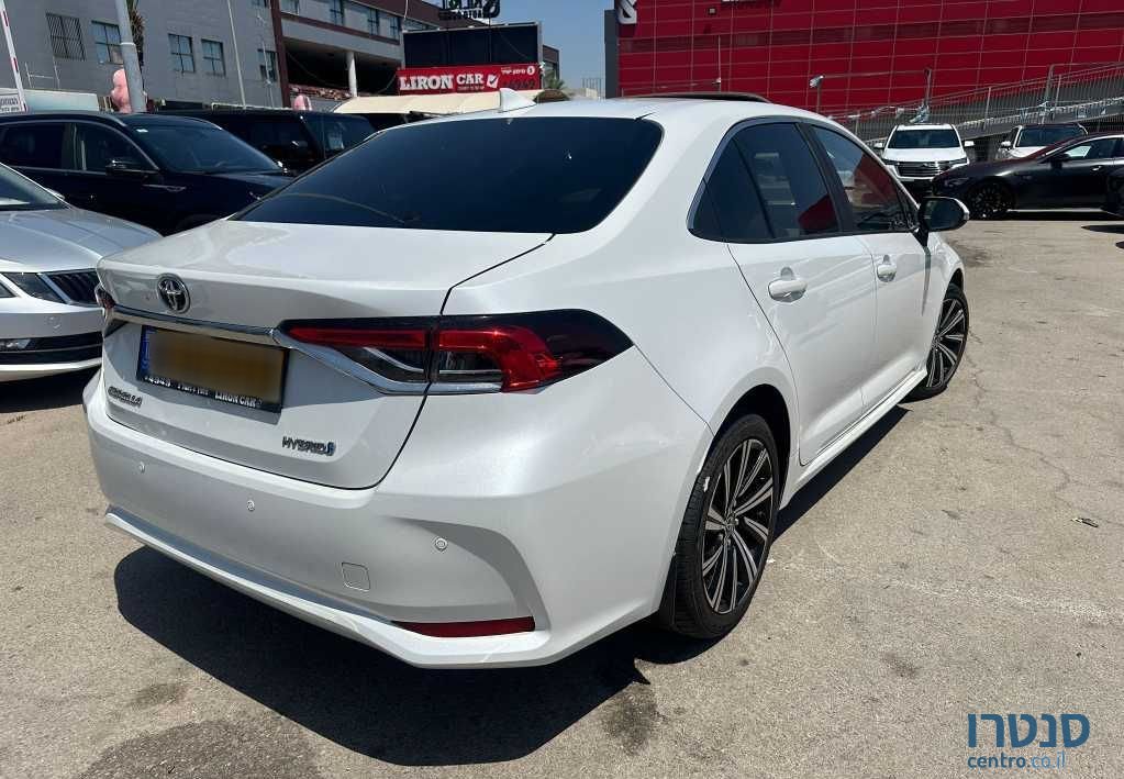 2022' Toyota Corolla טויוטה קורולה photo #2