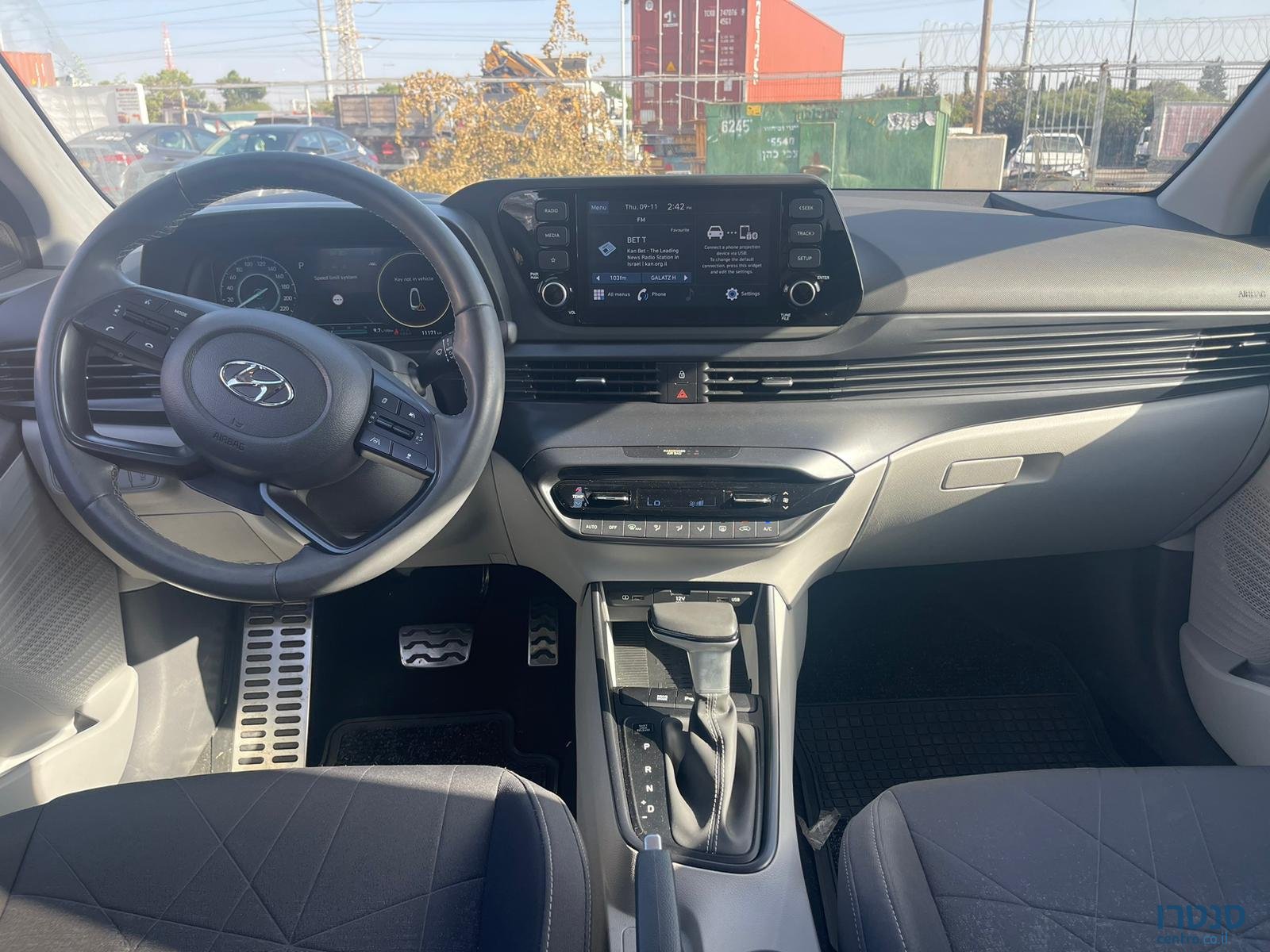 2023' Hyundai Bayon photo #4