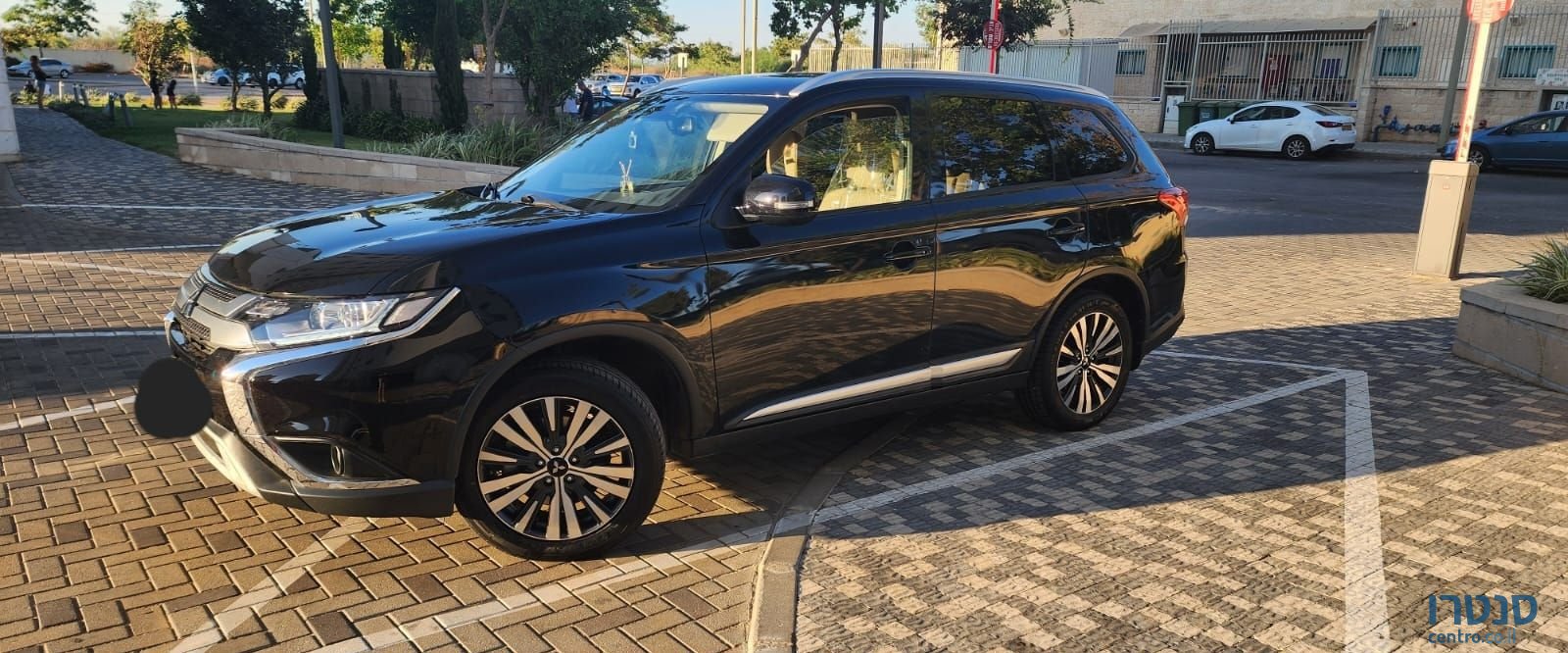 2019' Mitsubishi Outlander מיצובישי אאוטלנדר photo #3