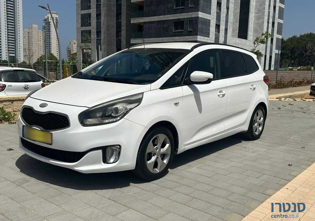 2013' Kia Carens קיה קארנס photo #2