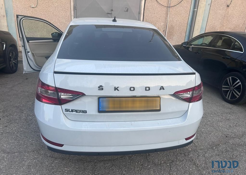 2021' Skoda Superb סקודה סופרב photo #2