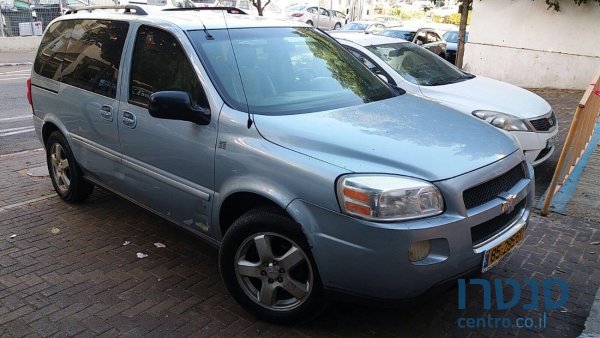 2009' Chevrolet Uplander photo #1