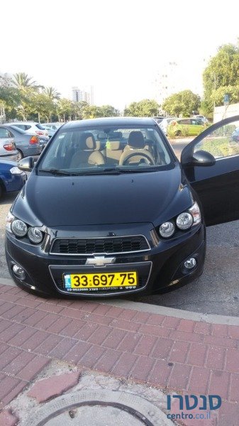 2011' Chevrolet Sonic photo #1