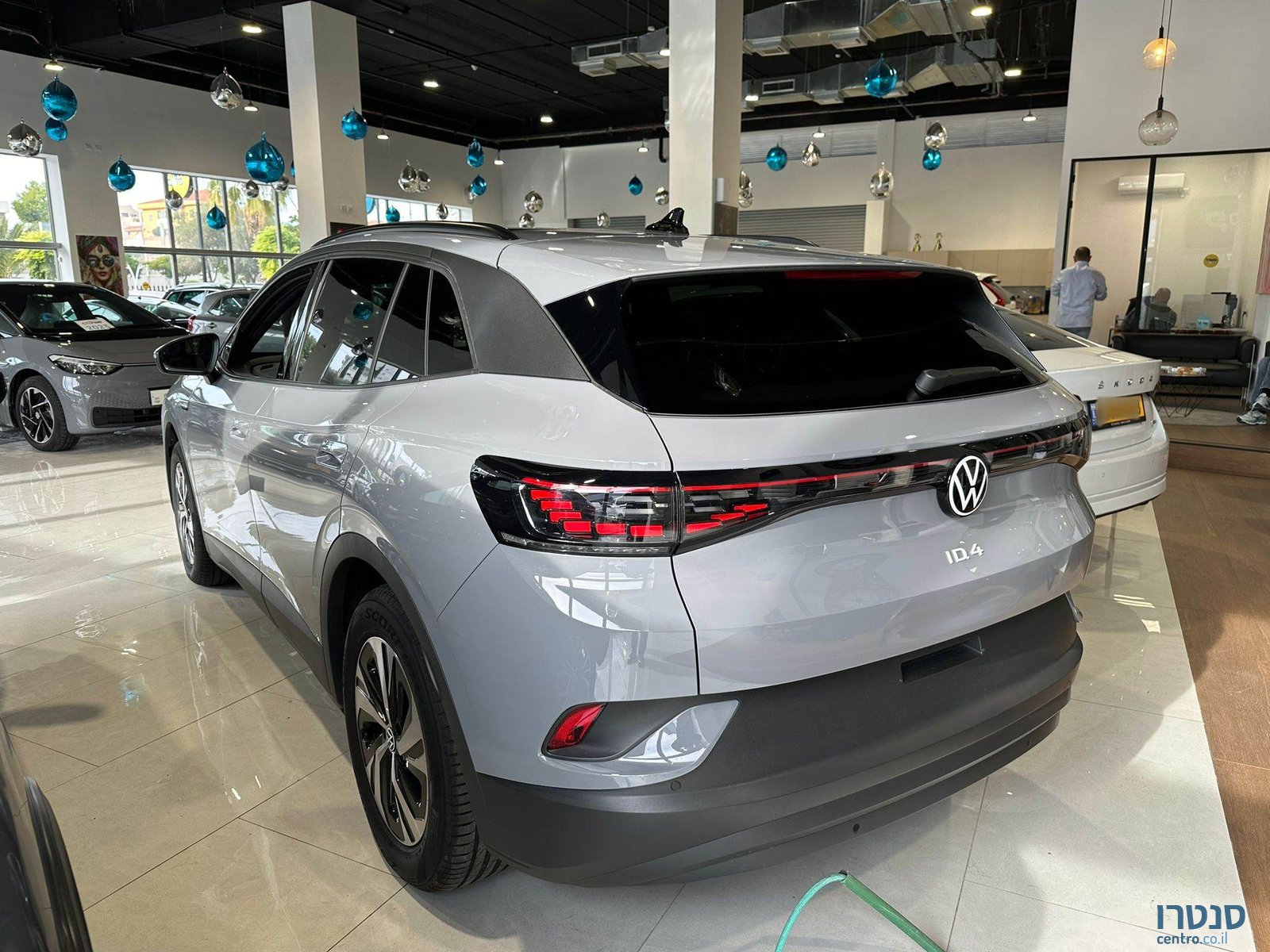 2023' Volkswagen ID.4 photo #4