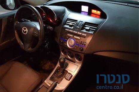 2010' Mazda 3 מאזדה 3 אקטיב photo #2