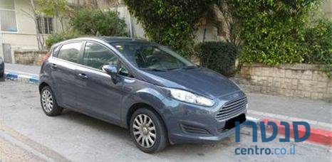 2013' Ford Fiesta photo #2