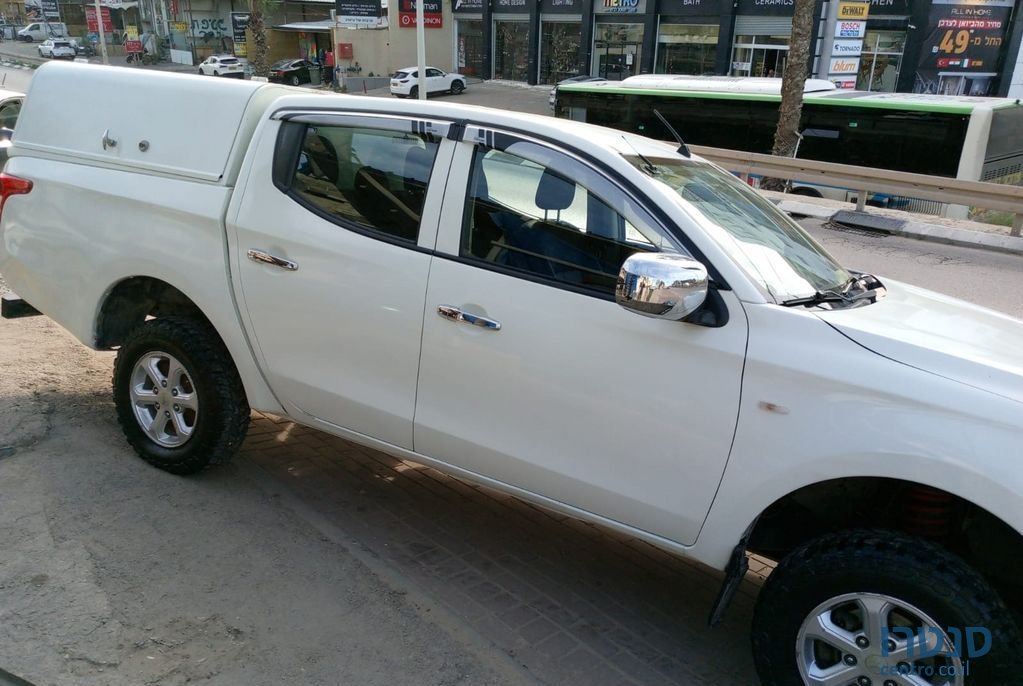 2016' Mitsubishi L200 מיצובישי טרייטון photo #1