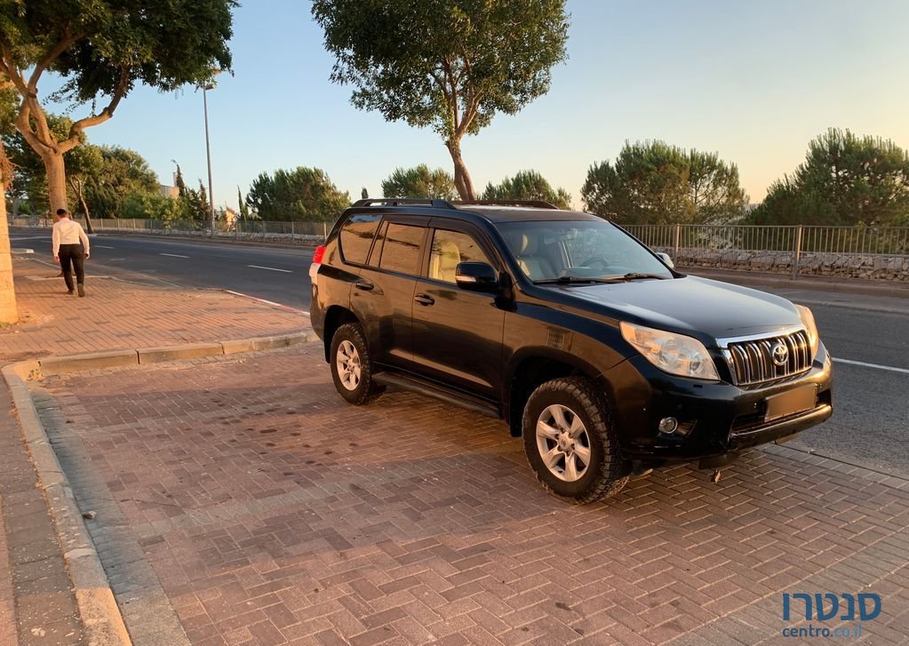 2010' Toyota Land Cruiser טויוטה לנד קרוזר photo #1