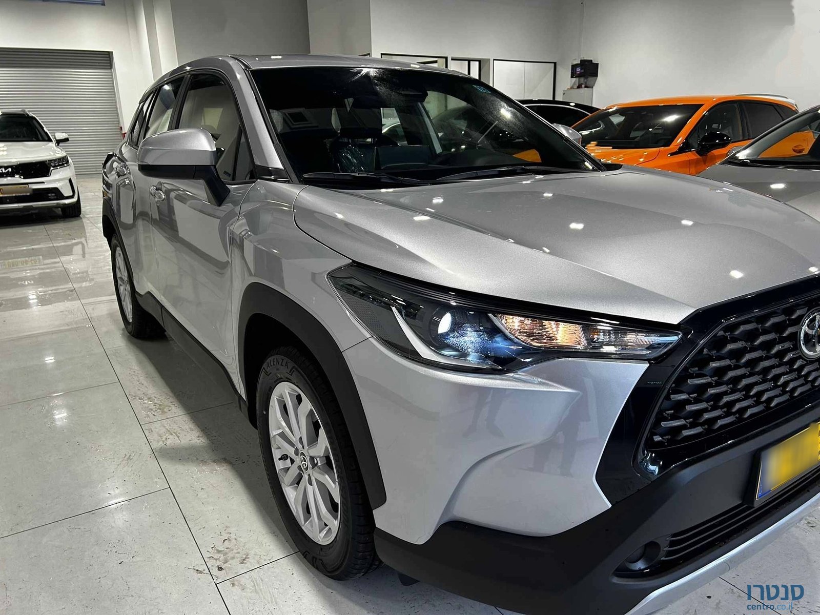 2025' Toyota Corolla Cross photo #2