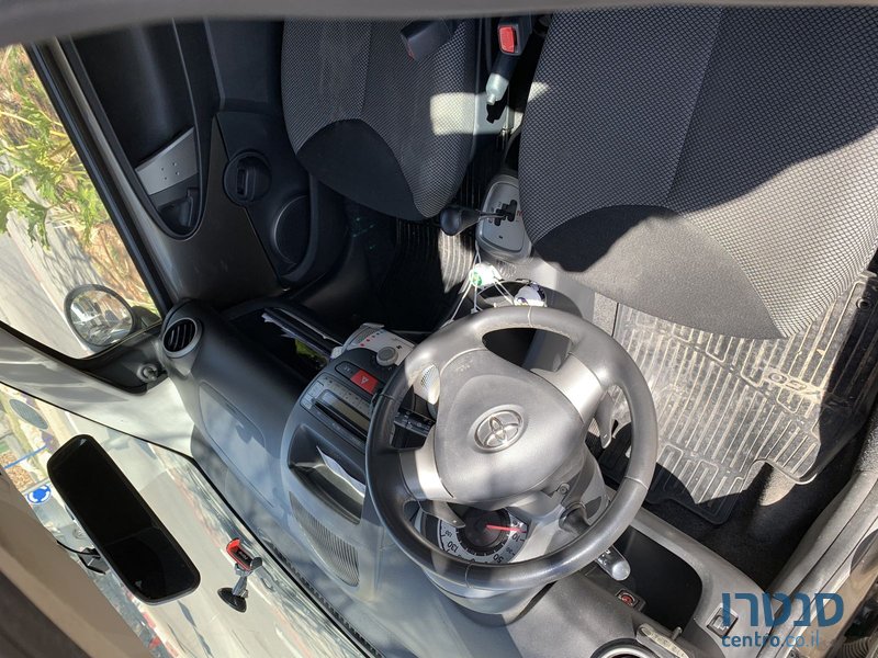 2014' Toyota Aygo photo #4