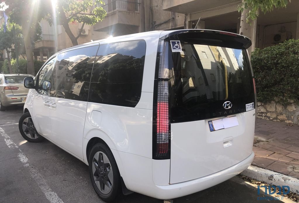 2024' Hyundai Staria יונדאי סטאריה photo #2