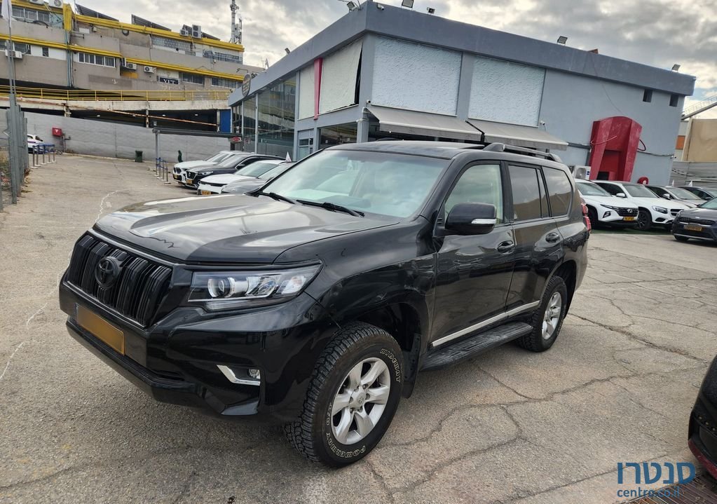 2014' Toyota Land Cruiser טויוטה לנד קרוזר photo #1