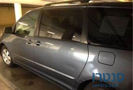 2009' Toyota Sienna טויוטה סיינה photo #4