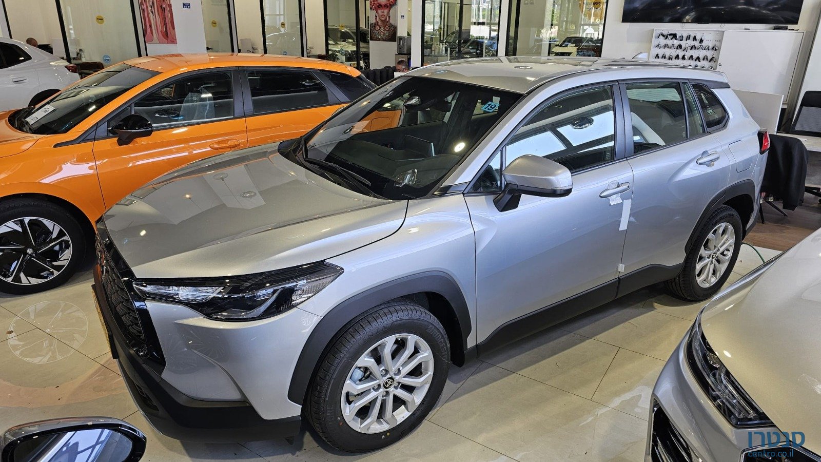 2025' Toyota Corolla Cross photo #1