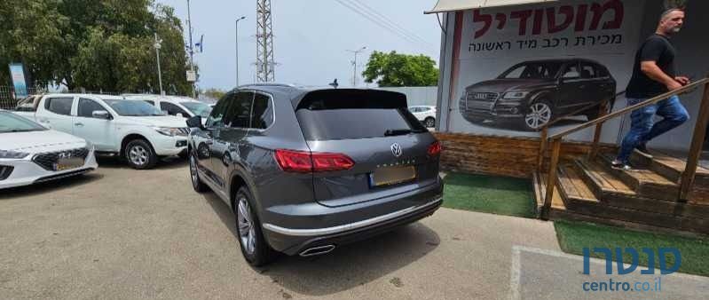 2021' Volkswagen Touareg פולקסווגן טוארג photo #3