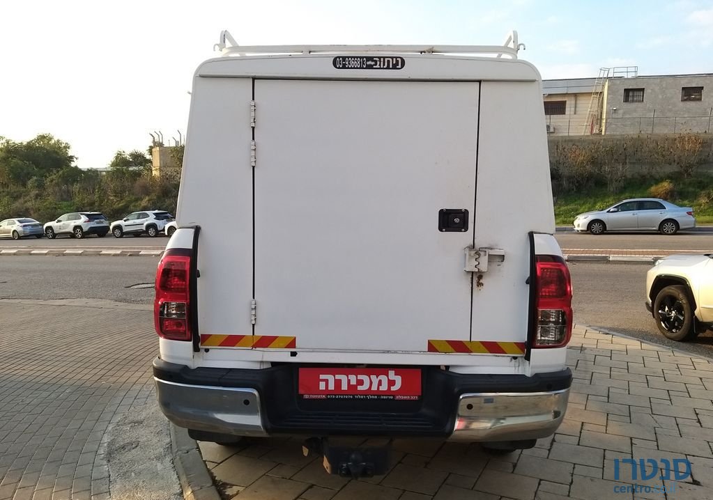 2017' Toyota Hilux טויוטה היילקס photo #6