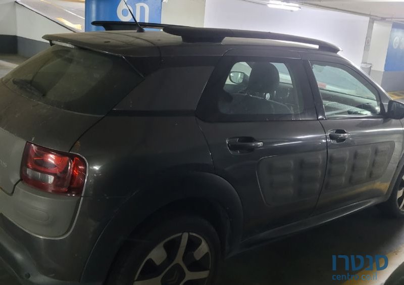 2018' Citroen C4 Cactus סיטרואן C4 קקטוס photo #2