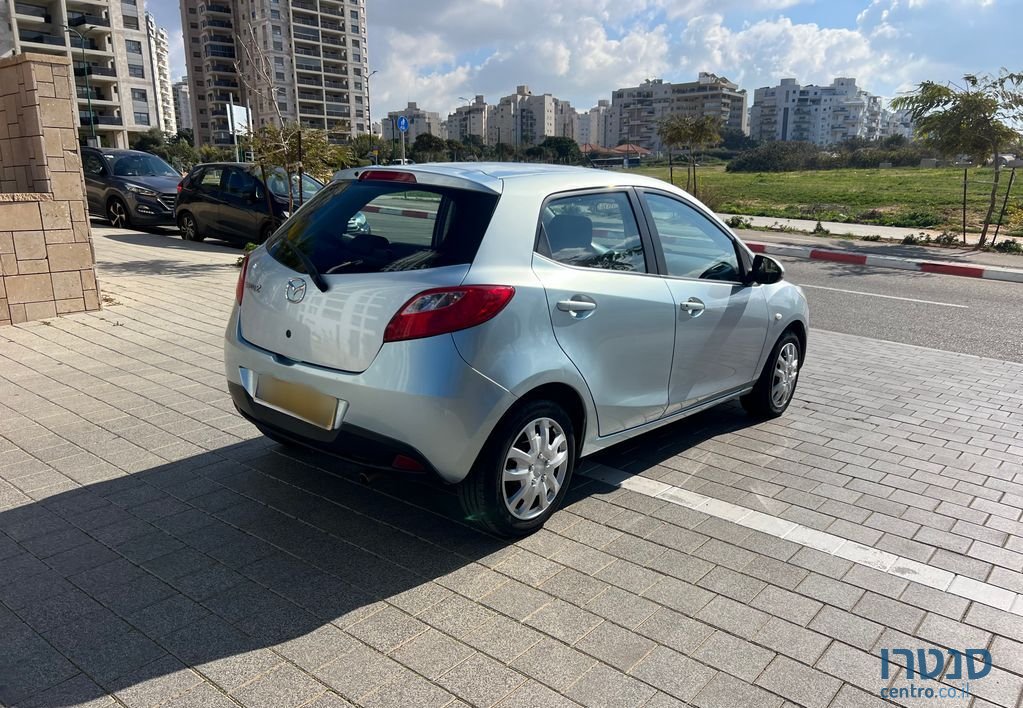 2010' Mazda 2 מאזדה photo #2