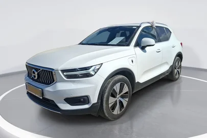 2021' Volvo XC40 וולוו