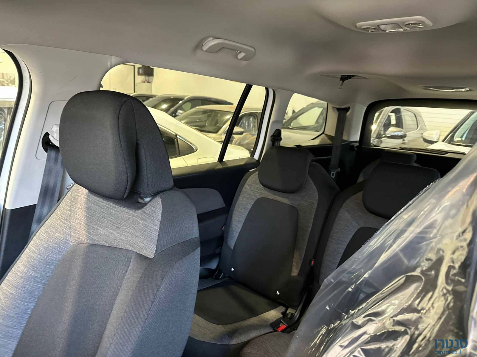 2020' Citroen C4 SpaceTourer photo #7