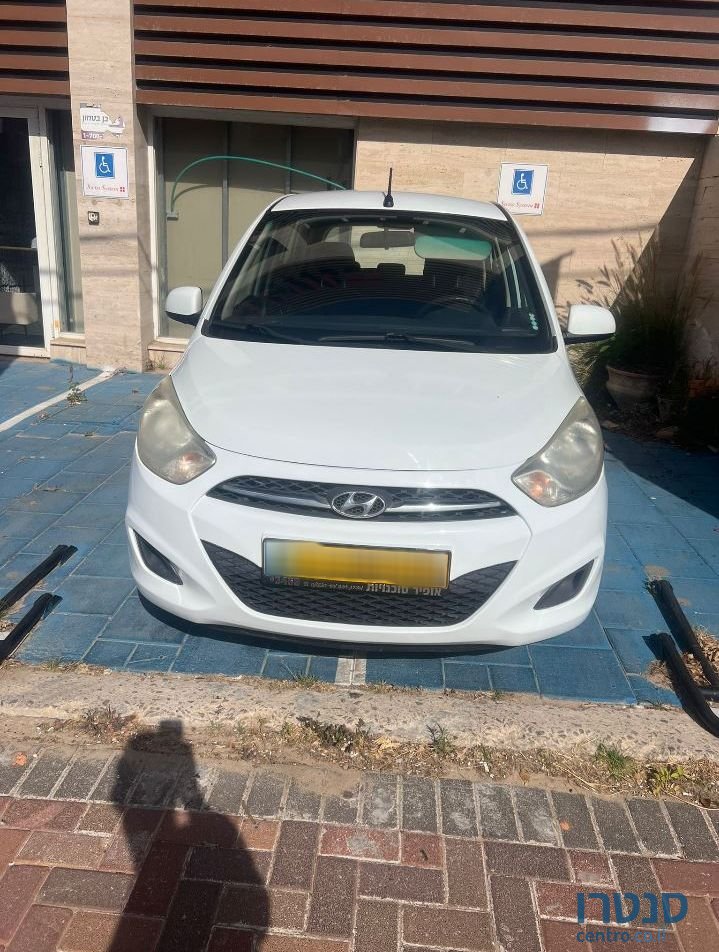 2012' Hyundai i10 יונדאי photo #1