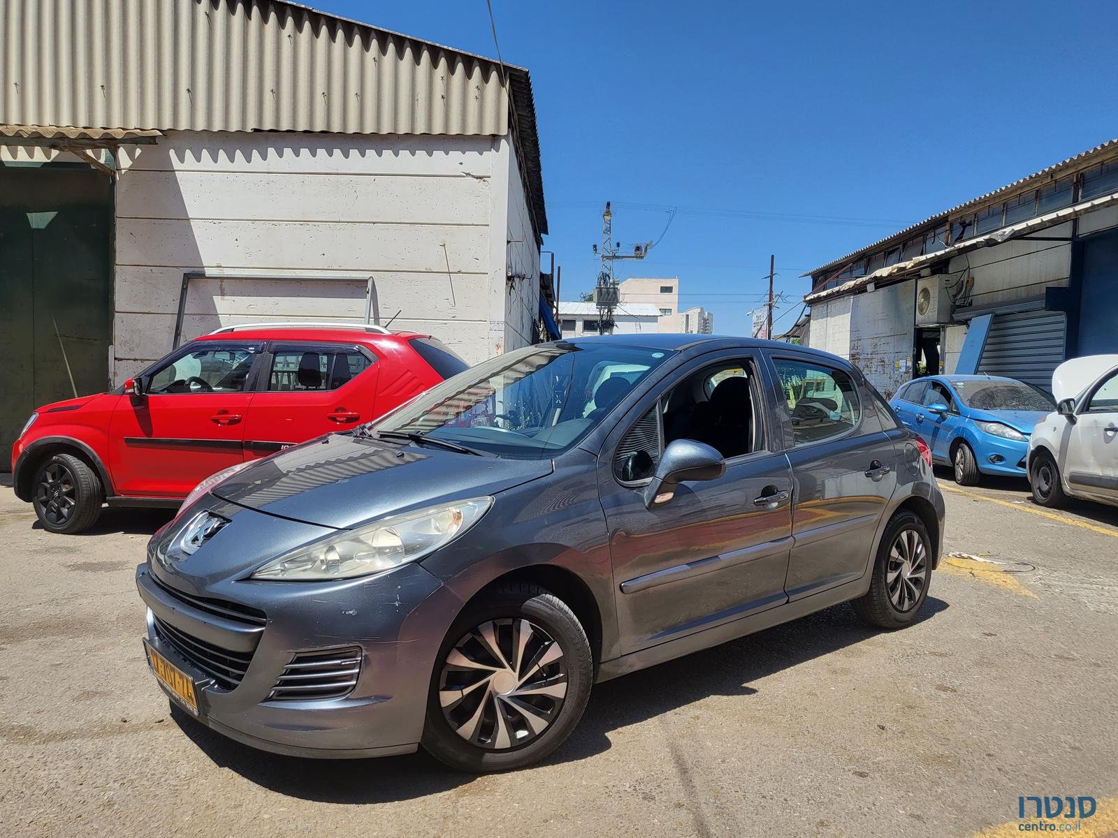 2011' Peugeot 207 photo #7