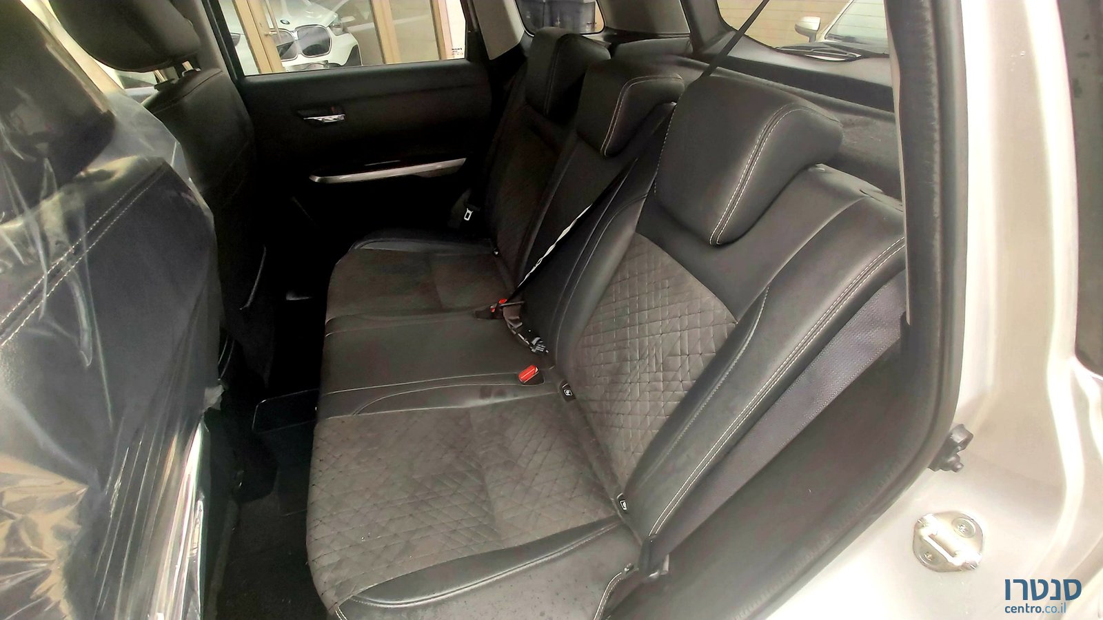 2019' Suzuki Vitara photo #6