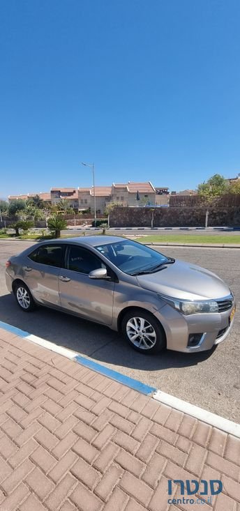 2014' Toyota Corolla טויוטה קורולה photo #2