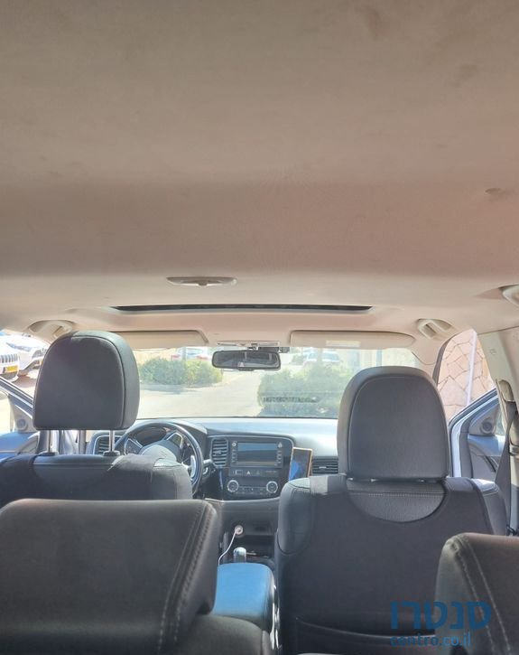 2016' Mitsubishi Outlander מיצובישי אאוטלנדר photo #4