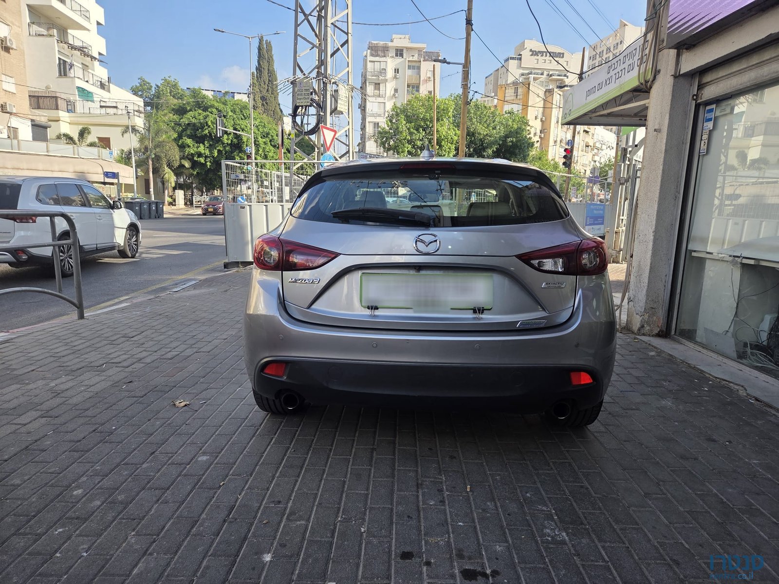 2017' Mazda 3 photo #6