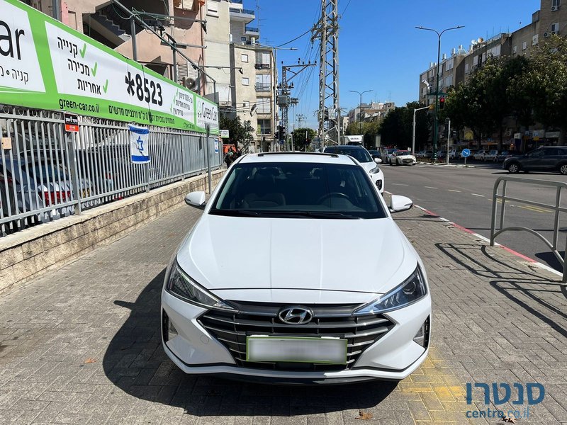 2020' Hyundai Elantra photo #3