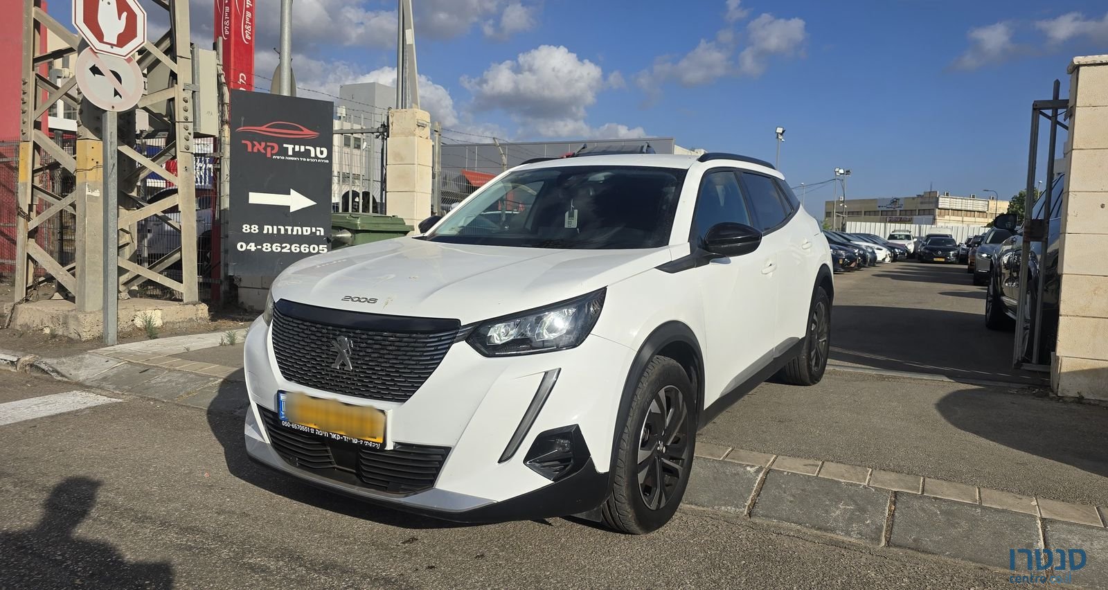2022' Peugeot 2008 פיג'ו photo #3