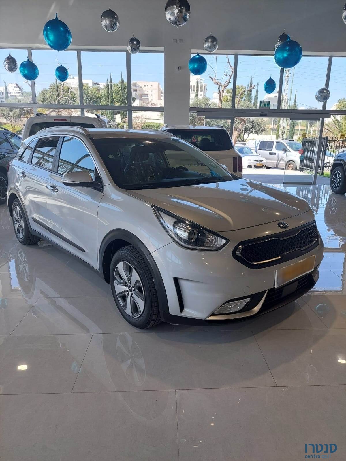 2018' Kia Niro photo #2