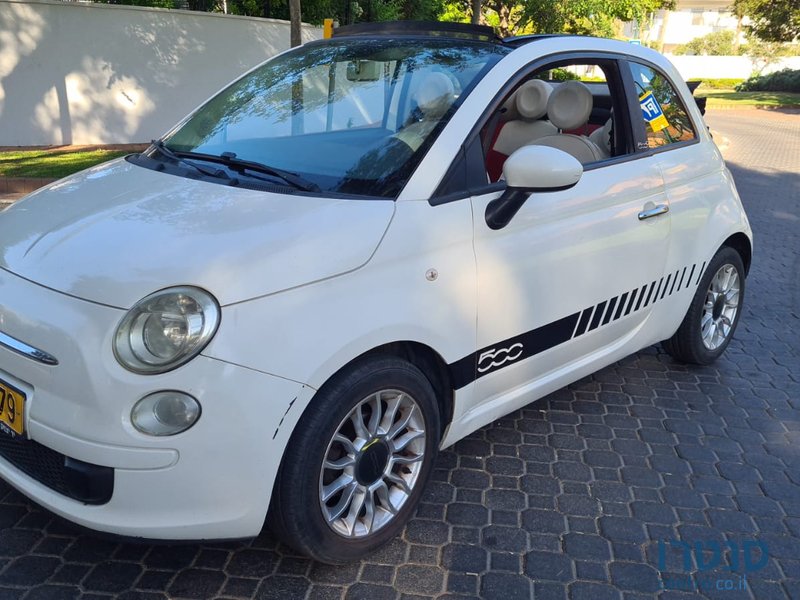 2011' Fiat 500 photo #2