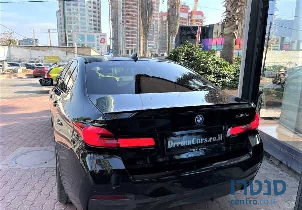 2022' BMW 5 Series ב.מ.וו סדרה 5 photo #3