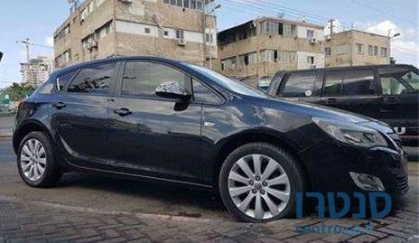 2012' Opel Astra אופל אסטרה photo #2
