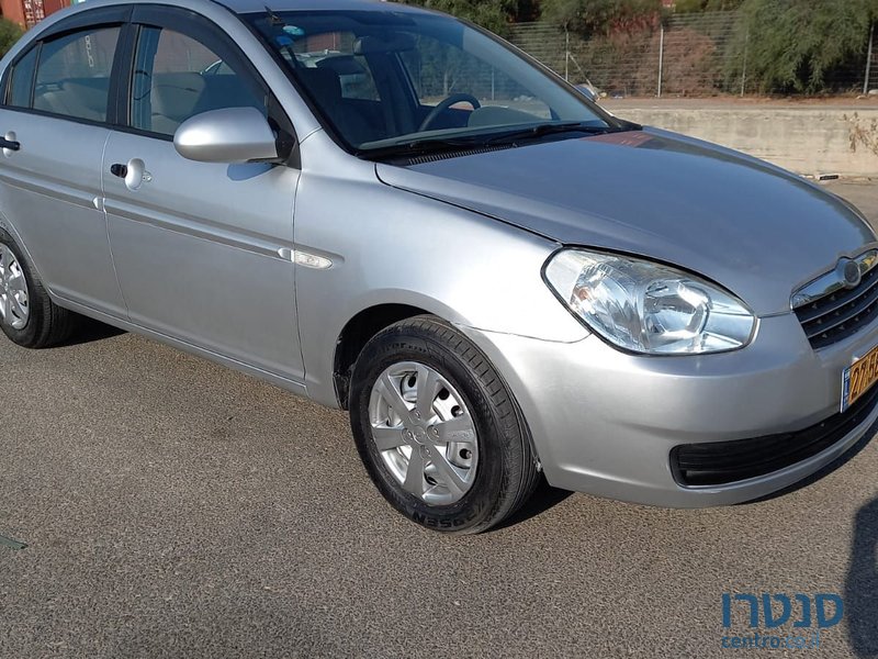 2010' Hyundai Accent יונדאי אקסנט photo #1