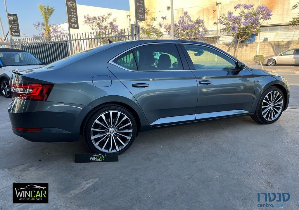 2018' Skoda Superb סקודה סופרב photo #2